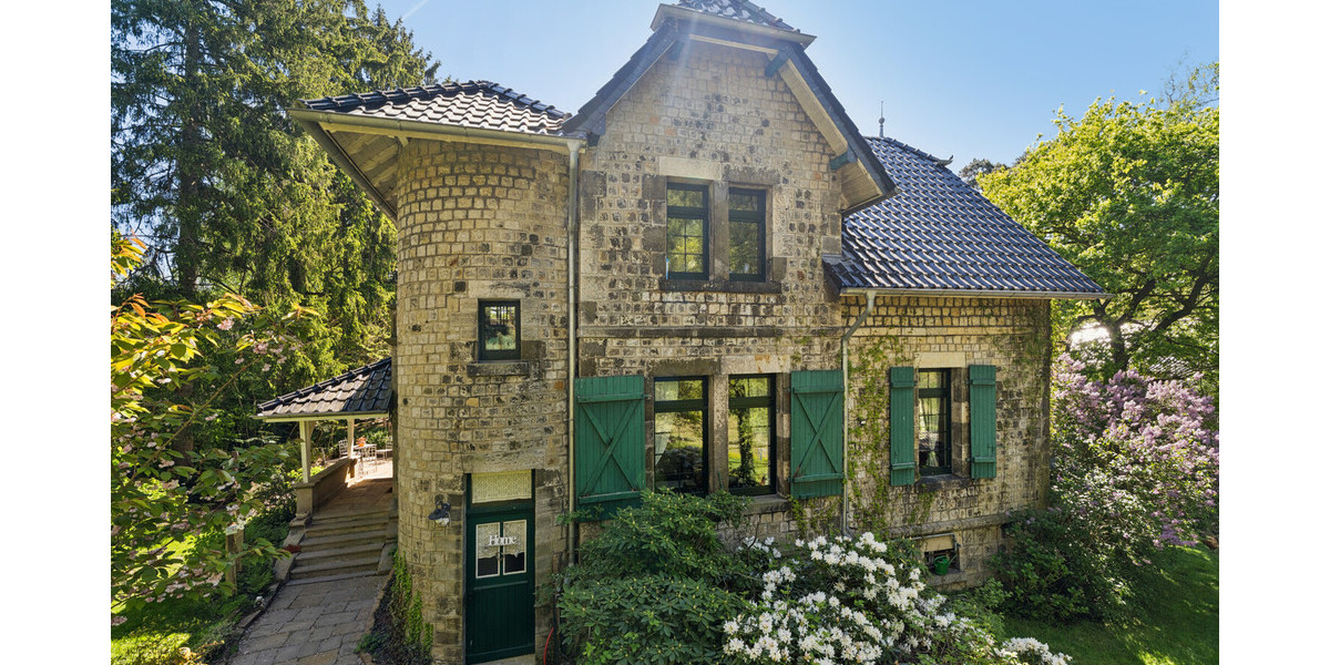 Ein Zuhause umgeben von Grün – gepflegtes EFH mit historischem Flair - Einfamilienhaus Hörstel Hörstel | Angebot:26727363